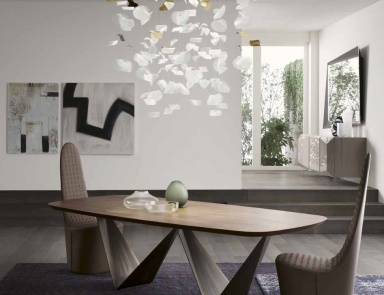 Der Tisch mittglich Prisma 72, Reflex Angelo