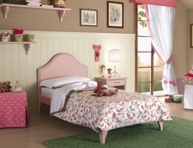 Für das Schlafzimmer eingerichtet mit einem Einzelbett, Callesella