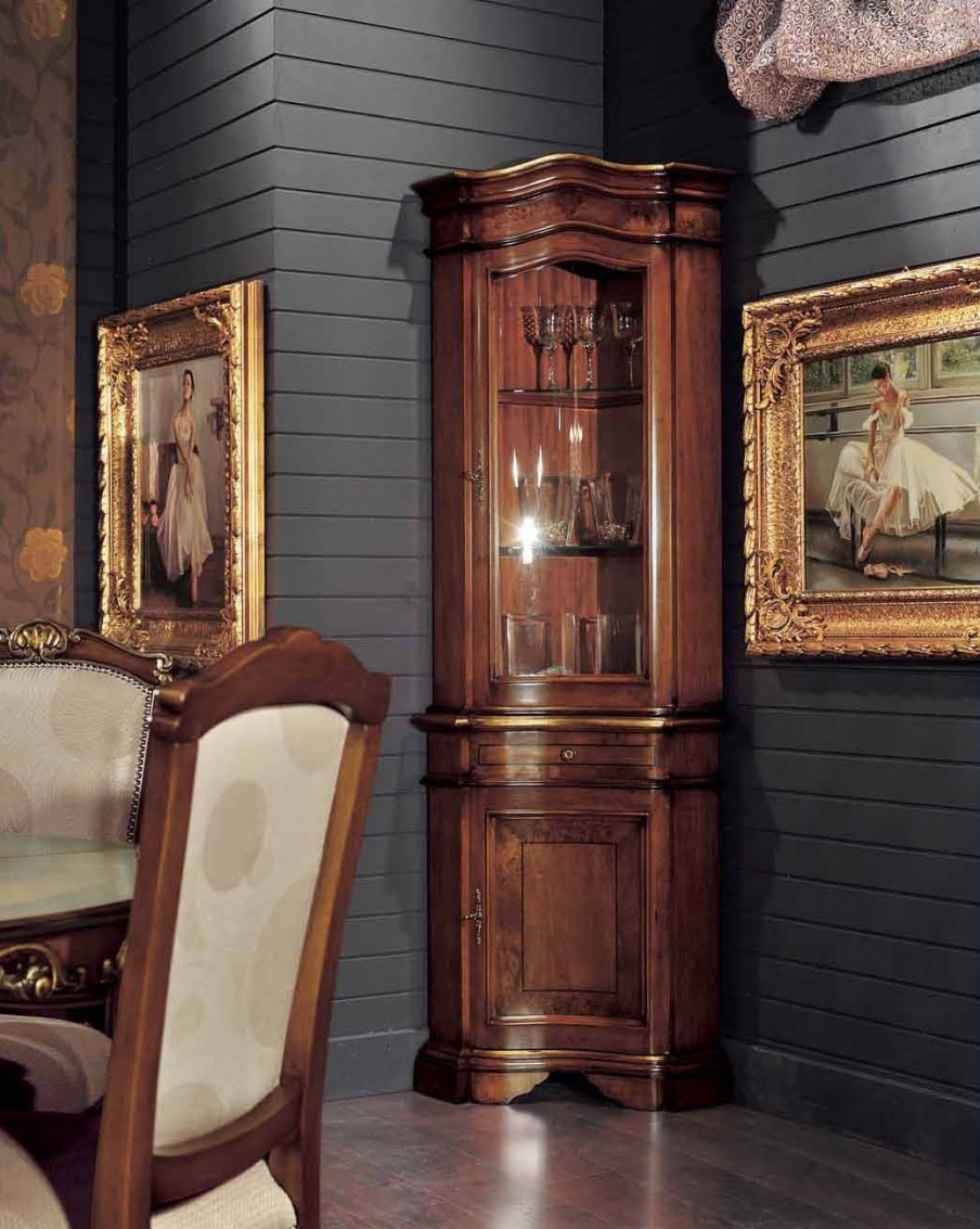 Eck-Vitrine mit Schublade, Mirandola Export