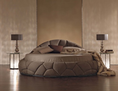 Rundes Bett mit einem halbkreisförmigen Kopfteil Plumo round, Tosconova
