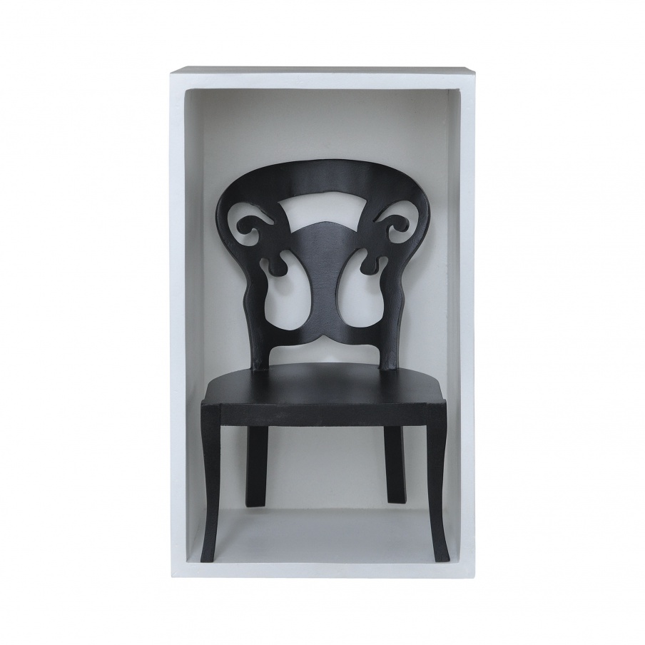 Bild Artifacts Chair Shadow Box In Grain De Bois Noir Guild Master