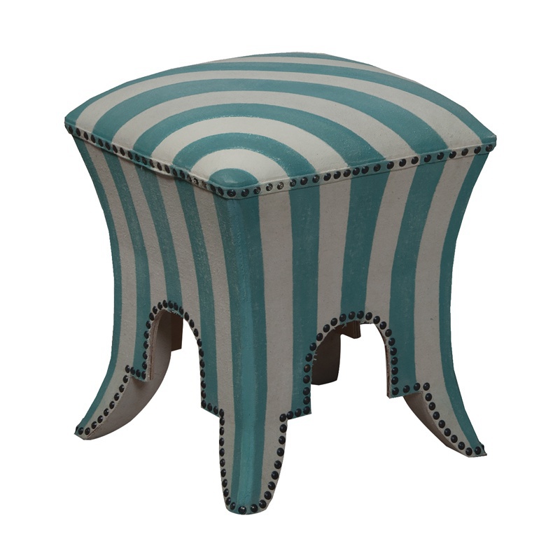 Chaiselongue Princess Ottoman Guild Master