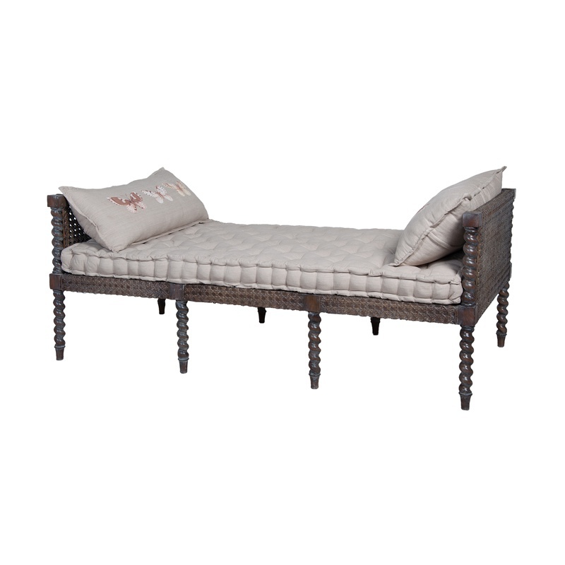 Bett Daybed With Pillows Guild Master