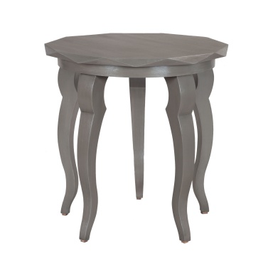 Tisch Farmhouse Cabriole Accent Table